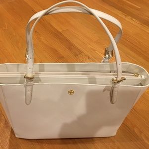 Tory Burch Emerson Buckle Tote New Ivory NWT NEW